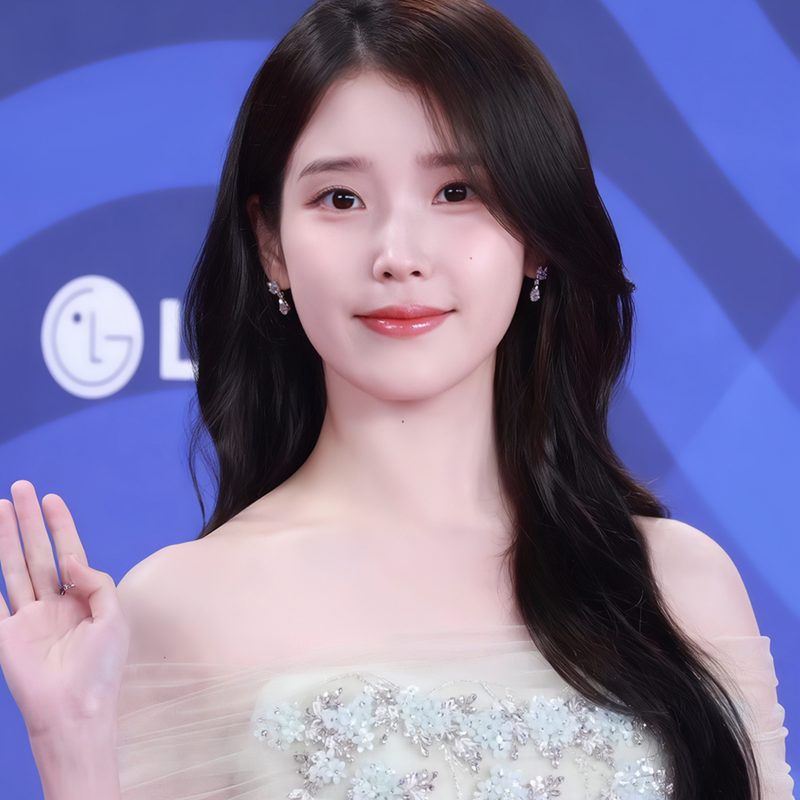 IU(アイユー)